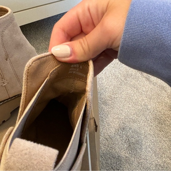 Dolce Vida beige boot - Hawk H2O Onyx Suede - Picture 3 of 5